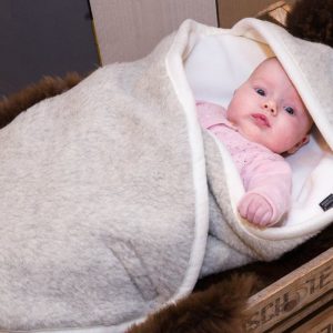 Wollen omslagdoek baby grijs